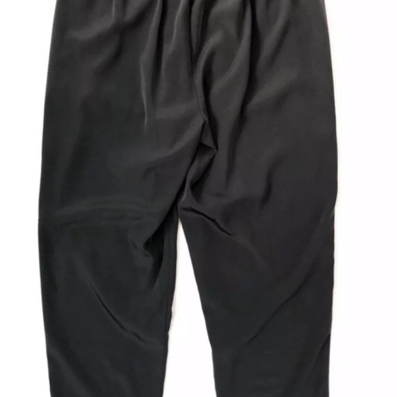 DONATING SOON Like New J Crew pants - Picture 4 of 5